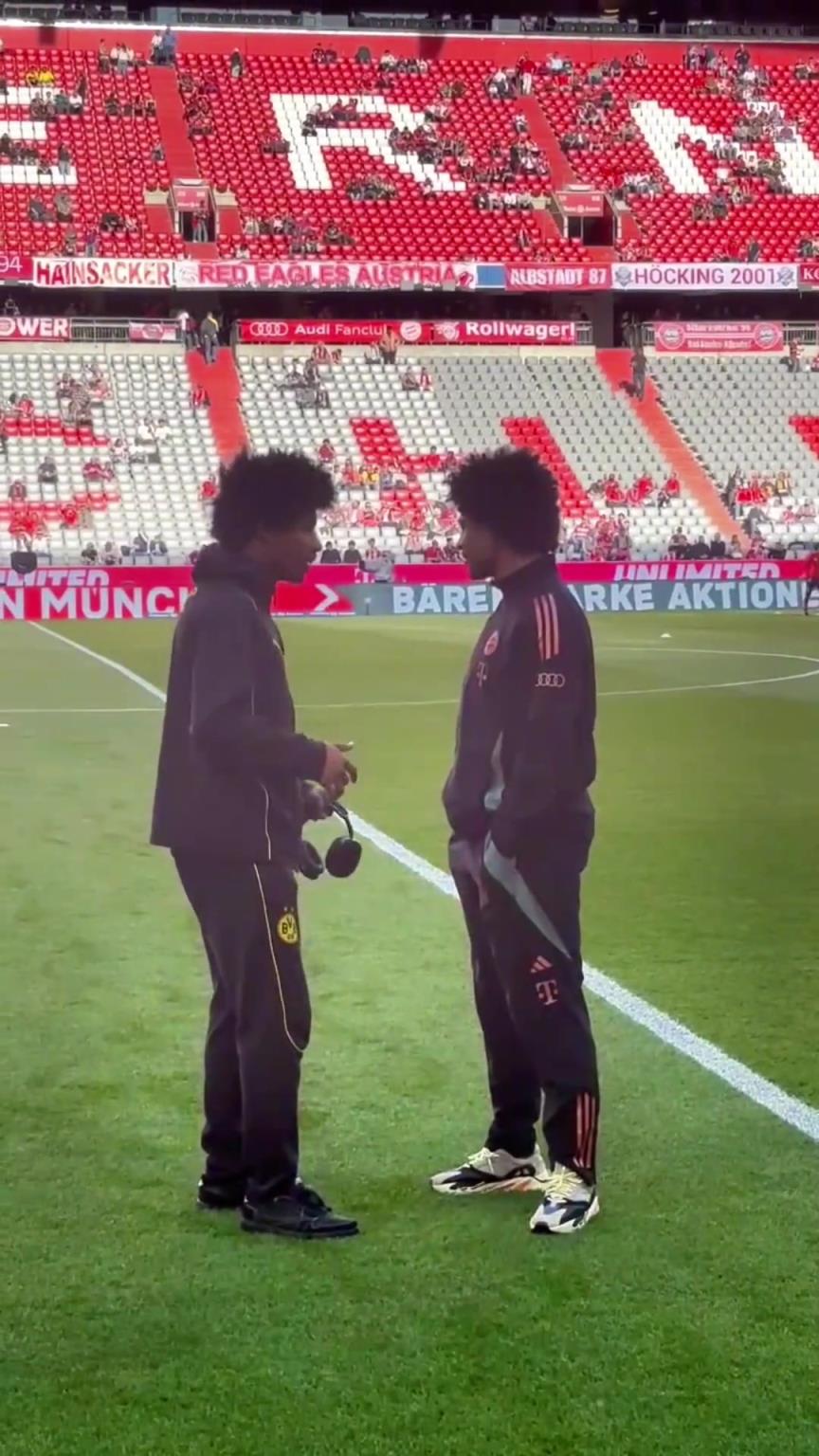 一模一樣的蓬蓬頭！一時分不清阿德耶米和格納布里了！